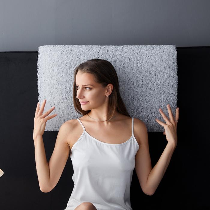 91家纺网 家纺一手货源 找家纺  4d空气纤维枕【面包枕】