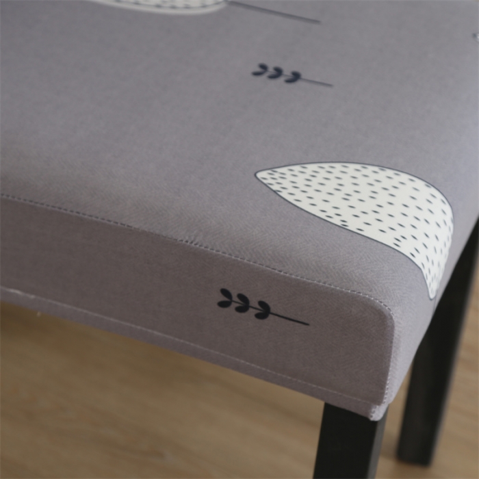 91家纺网 家纺一手货源 找家纺 逐日沙发套 2023新款牛奶丝印花椅套 小树叶