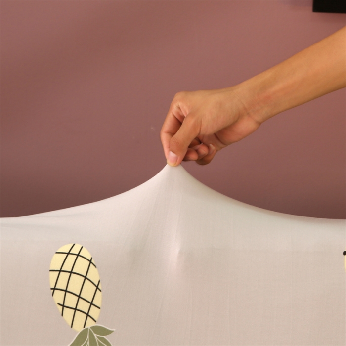 91家纺网 家纺一手货源 找家纺 逐日沙发套 2023新款牛奶丝印花沙发套 小菠萝