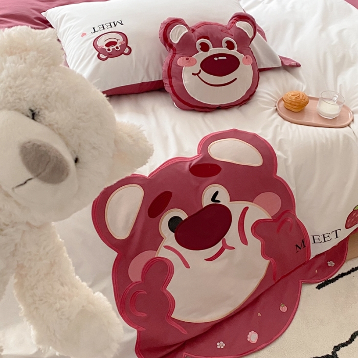 91家纺网 家纺一手货源 找家纺 朗莎 2022新款全棉水洗棉迪士尼系列四件套 草莓熊