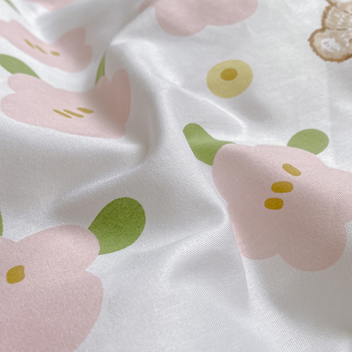 91家纺网 家纺一手货源 找家纺 雅居纺 2022新款全棉13070印花小清新四件套 粉色小熊花