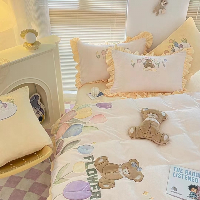 91家纺网 家纺一手货源 找家纺 左视觉创意摄影  小清新绒类样片