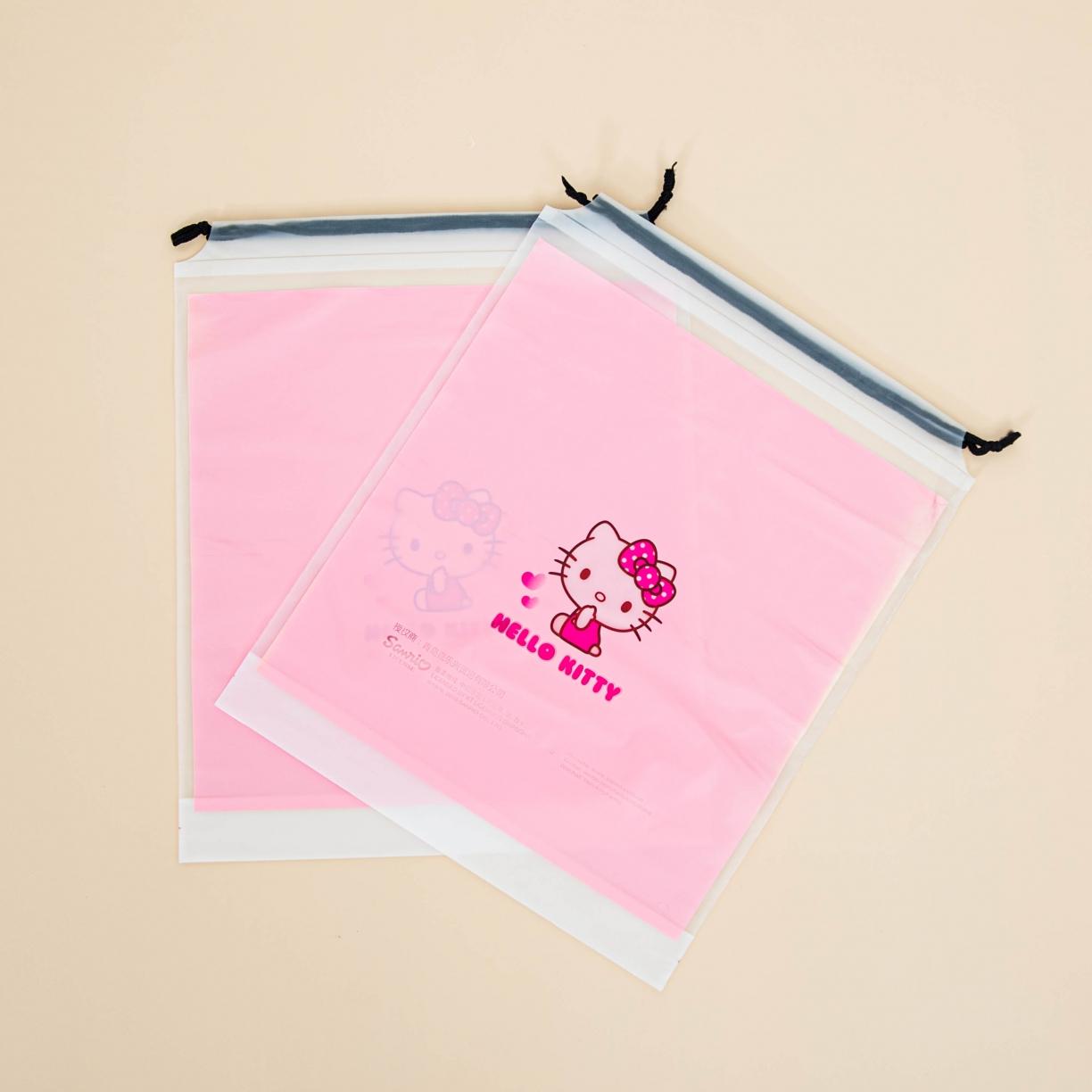 91家纺网 家纺一手货源 找家纺 宝山包装 透明彩印粉色凯特猫抽绳袋