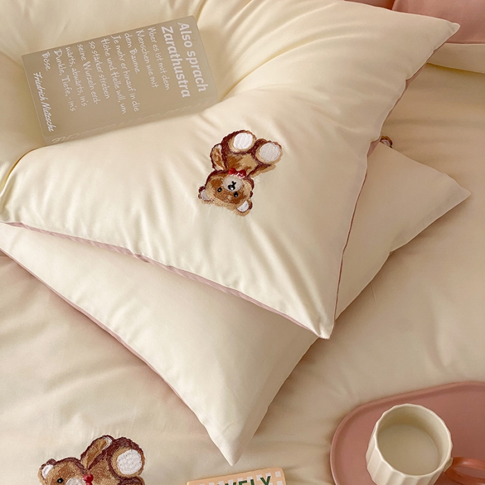 91家纺网 家纺一手货源 找家纺 沐棉 2022新款13376全棉刺绣四件套 可爱熊-米