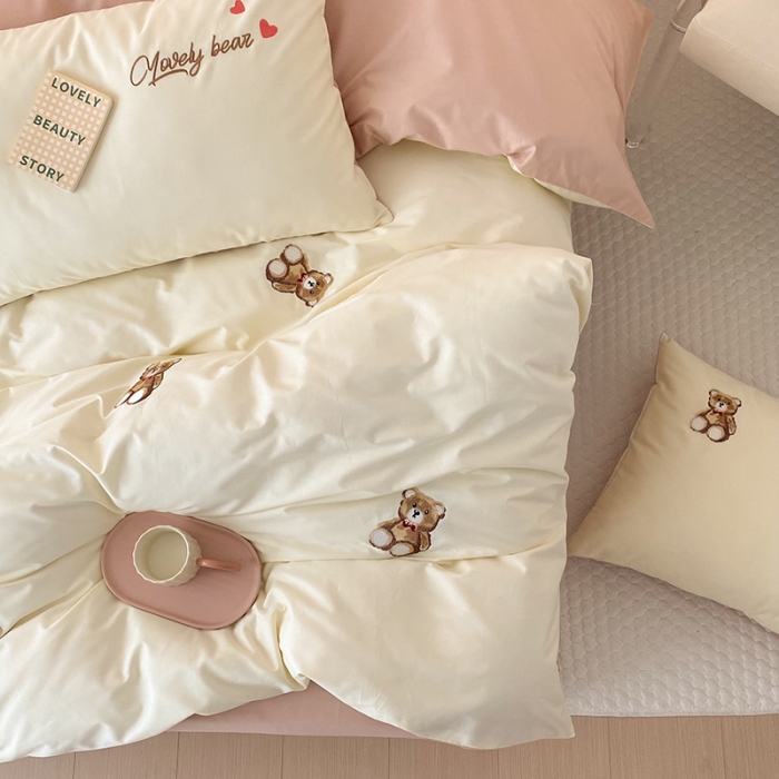 91家纺网 家纺一手货源 找家纺 沐棉 2022新款13376全棉刺绣四件套 可爱熊-米