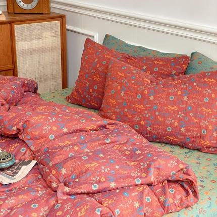 91家纺网 家纺一手货源 找家纺 艾咪 新款复古少女风全棉双层纱色织提花四件套 春意-红