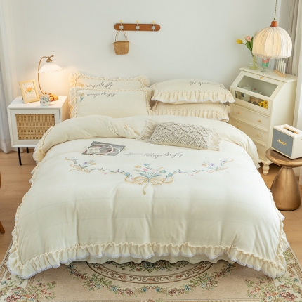 91家纺网 家纺一手货源 找家纺 （总）亲亲公主 2025新款高端牛奶绒刺绣四件套