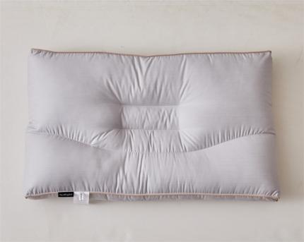 星芯合家纺 2024新款柔赛丝护颈枕 灰色(41*67cm+7cm)