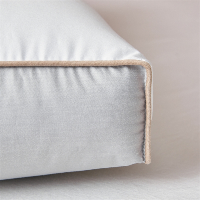 91家纺网 家纺一手货源 找家纺 星芯合家纺 2024新款柔赛丝护颈枕 白色(41*67cm+7cm)