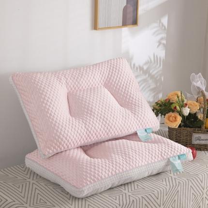 91家纺网 家纺一手货源 找家纺 九州 2022新款冰丝凉感按摩枕 粉色