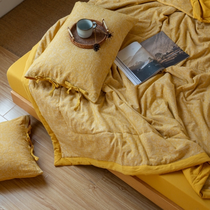 91家纺网 家纺一手货源 找家纺 安莱生活 2022新款高端双层纱华夫格色织大提花夏被 华夫格姜黄