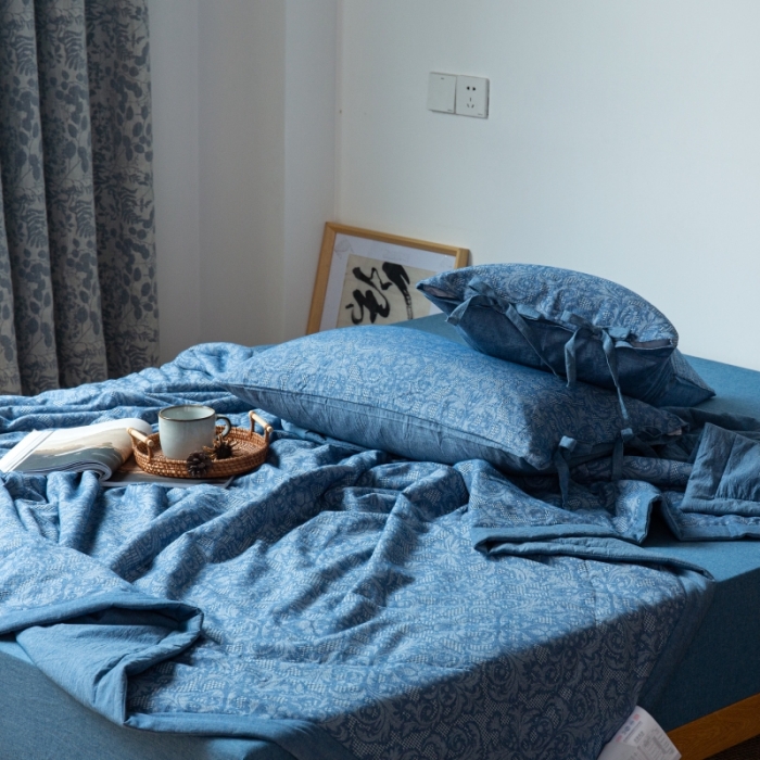 91家纺网 家纺一手货源 找家纺 安莱生活 2022新款高端双层纱华夫格色织大提花夏被 华夫格深蓝