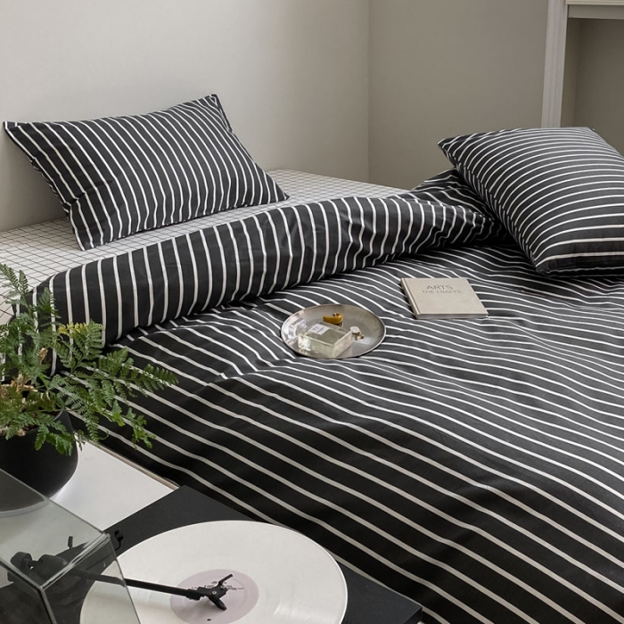 91家纺网 家纺一手货源 找家纺 艾沁 2022新款全棉简约风四件套 奥利奥