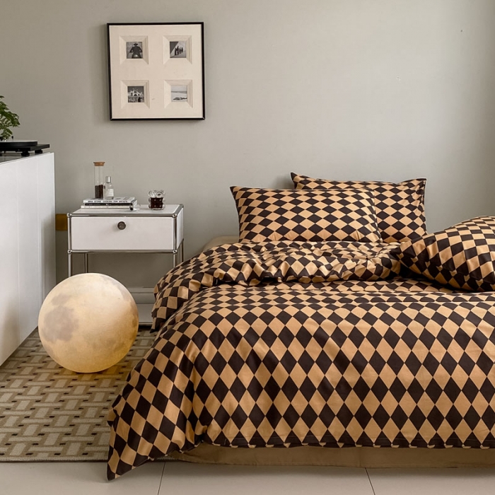 91家纺网 家纺一手货源 找家纺 艾沁 2022新款全棉简约风四件套 菱格-咖