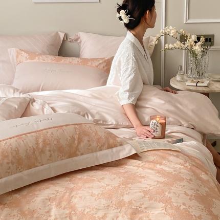 91家纺网 家纺一手货源 找家纺 总初拾 新款100支澳棉+进口蕾丝爱莎系列四件套-棚拍模特图