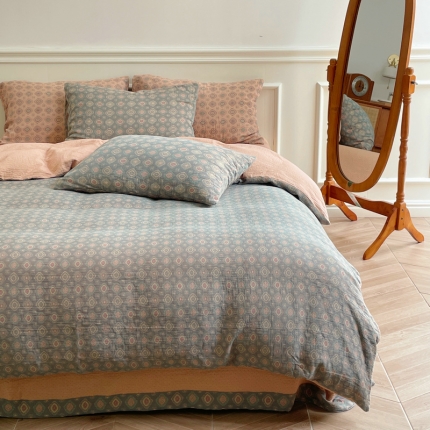 91家纺网 家纺一手货源 找家纺 （总）艾咪 新款复古少女风全棉双层纱提花四件套