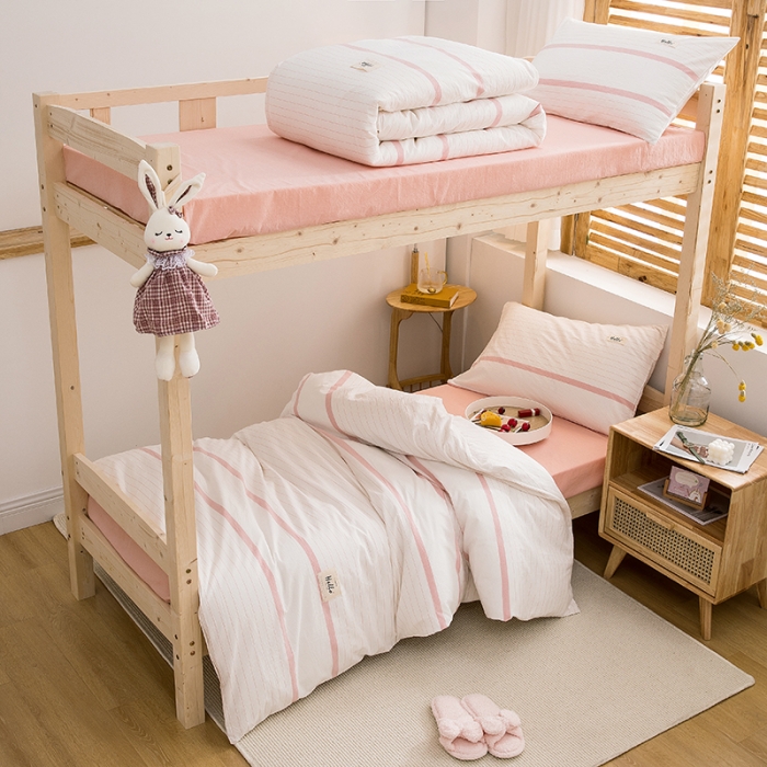 91家纺网 家纺一手货源 找家纺 柠萌 新款A类全棉色织水洗棉学生上下铺全棉三件套 粉白细条