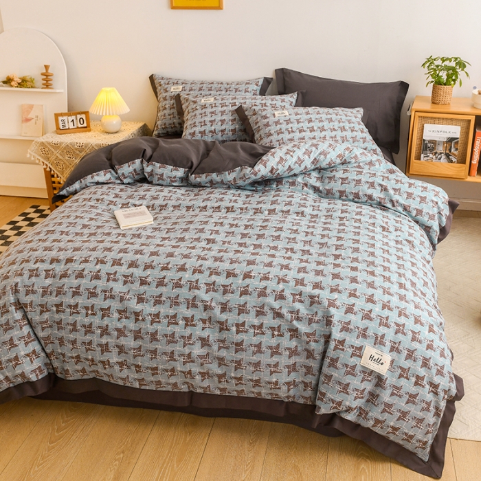 91家纺网 家纺一手货源 找家纺 花言狐语2025新款全棉色布13372拼角工艺款四件套 胧月