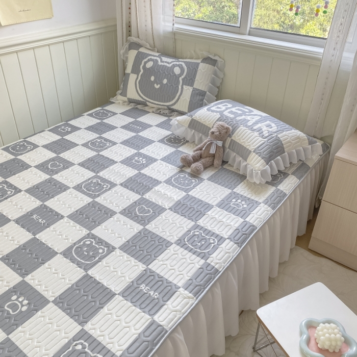 91家纺网 家纺一手货源 找家纺 顾里 2022新款ins韩系仙女温柔床裙系列席 方块小熊