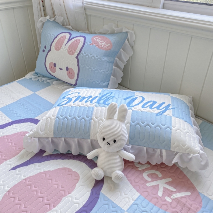 91家纺网 家纺一手货源 找家纺 顾里 2022新款ins韩系仙女温柔床裙系列席 格子小兔