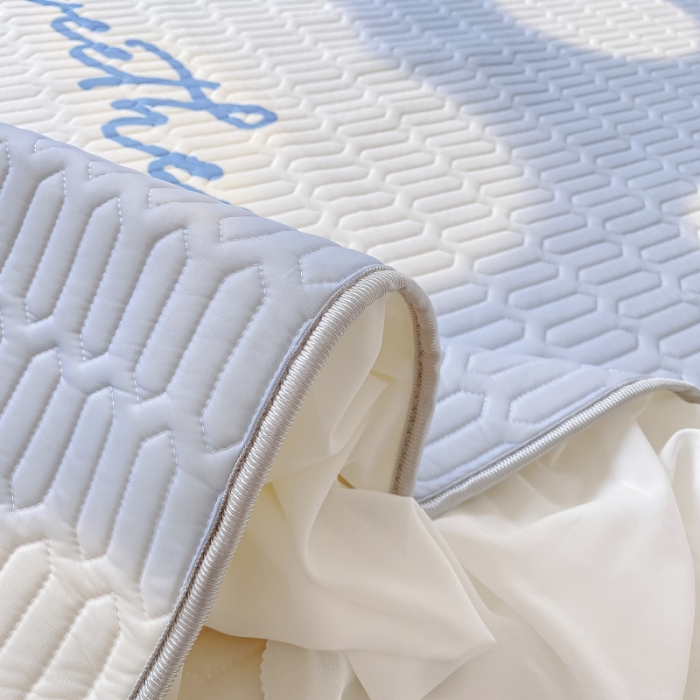 91家纺网 家纺一手货源 找家纺 顾里 2022新款ins韩系仙女温柔床裙系列席 蓝波点爱心