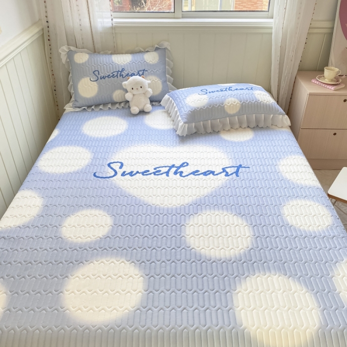 91家纺网 家纺一手货源 找家纺 顾里 2022新款ins韩系仙女温柔床裙系列席 蓝波点爱心