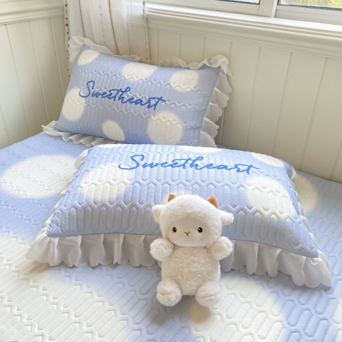 91家纺网 家纺一手货源 找家纺 顾里 2022新款ins韩系仙女温柔床裙系列席 蓝波点爱心