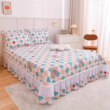 91家纺网 家纺一手货源 找家纺 公主风欧根纱全棉床盖四件套 蕾丝花边夹棉纯棉床裙三件套单品