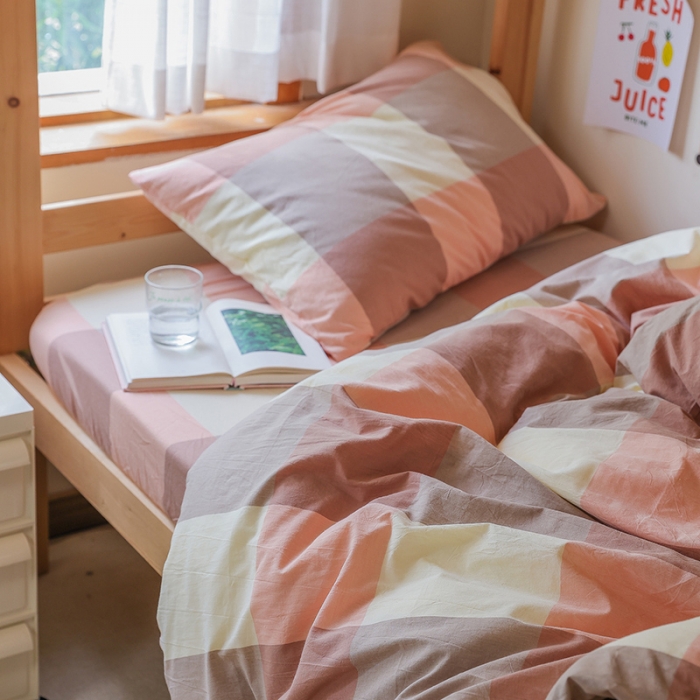 91家纺网 家纺一手货源 找家纺 寐眠 2022新款色织水洗棉学生三件套套件 粉大格