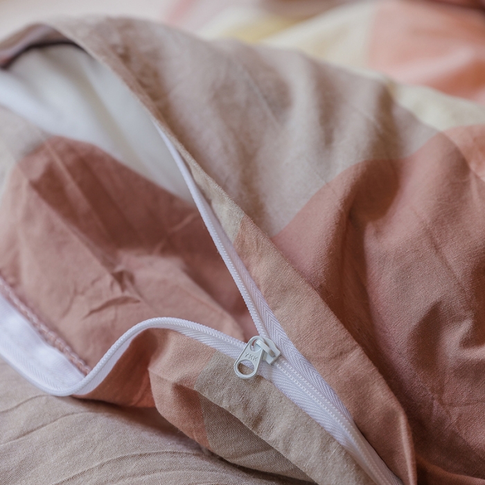 91家纺网 家纺一手货源 找家纺 寐眠 2022新款色织水洗棉学生三件套套件 粉大格