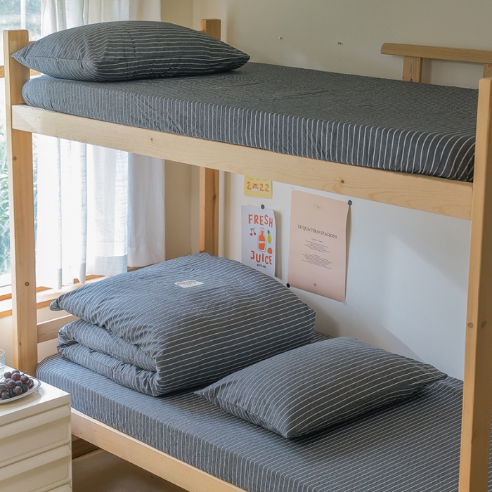 91家纺网 家纺一手货源 找家纺 寐眠 2022新款色织水洗棉学生三件套套件 灰细条