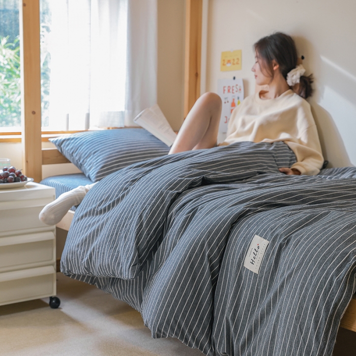 91家纺网 家纺一手货源 找家纺 寐眠 2022新款色织水洗棉学生三件套套件 灰细条