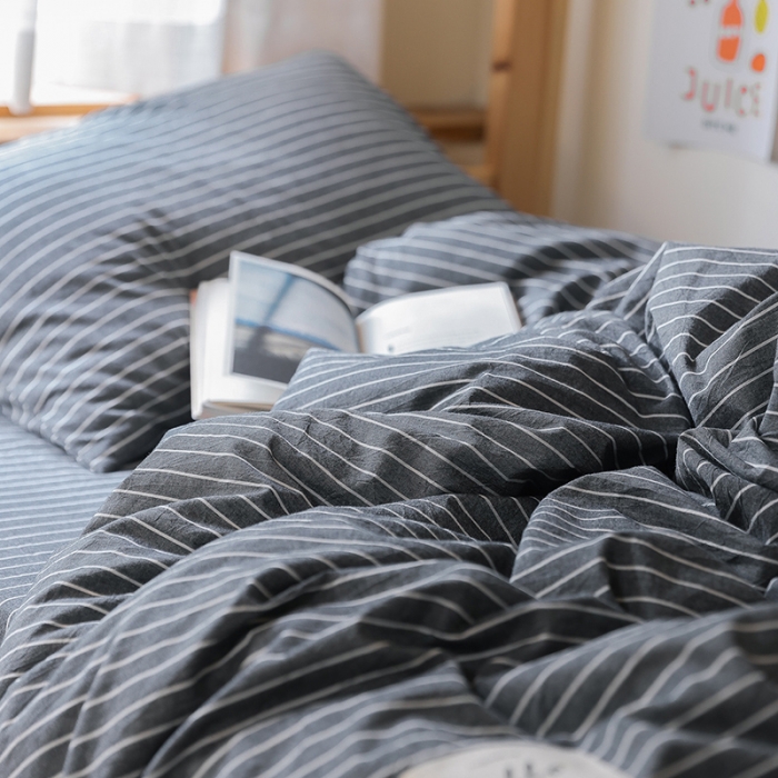 91家纺网 家纺一手货源 找家纺 寐眠 2022新款色织水洗棉学生三件套套件 灰细条