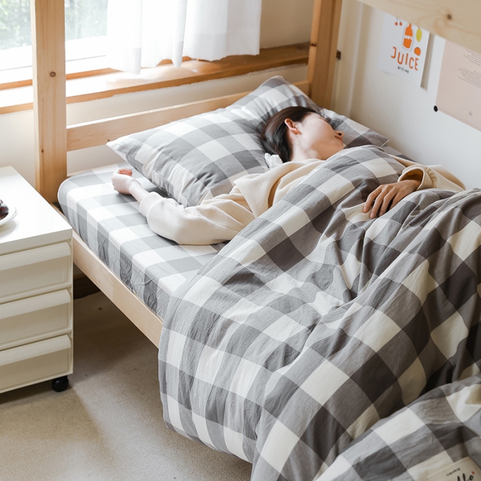 91家纺网 家纺一手货源 找家纺 寐眠 2022新款色织水洗棉学生三件套套件 灰中格