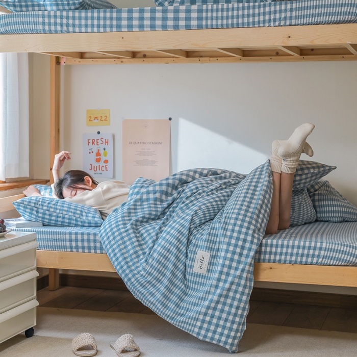 91家纺网 家纺一手货源 找家纺 寐眠 2022新款色织水洗棉学生三件套套件 渐变蓝格