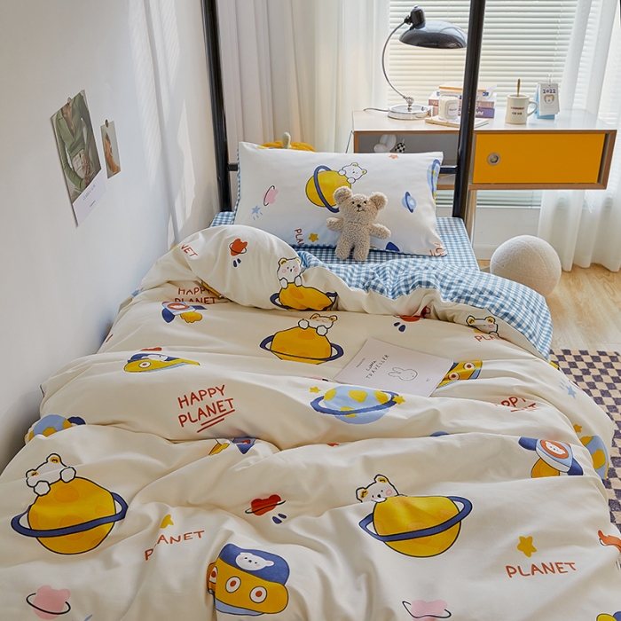 91家纺网 家纺一手货源 找家纺 世爵 2022新款亲肤棉学生宿舍上下铺三件套开学季 星际探险