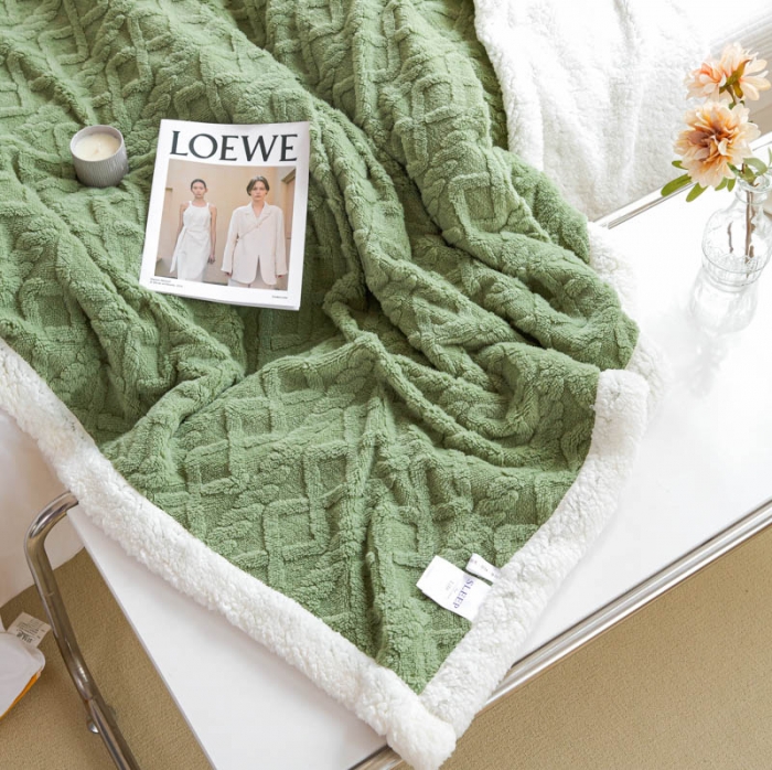 91家纺网 家纺一手货源 找家纺 羋多 2023年新款AB版提花塔芙绒羊羔绒毯子舒棉绒毛毯 茶绿-白