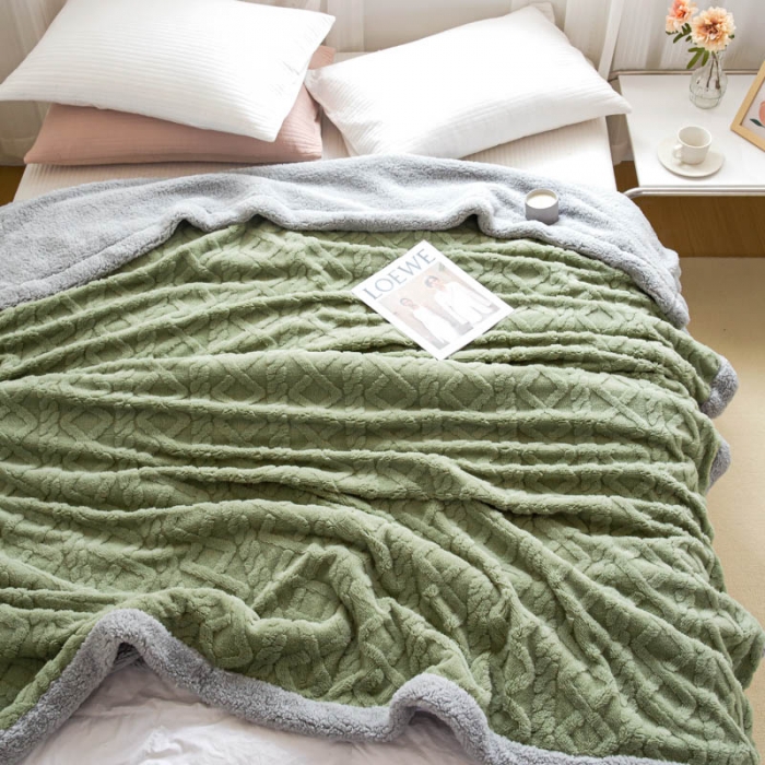 91家纺网 家纺一手货源 找家纺 羋多 2023年新款AB版提花塔芙绒羊羔绒毯子舒棉绒毛毯 茶绿-灰