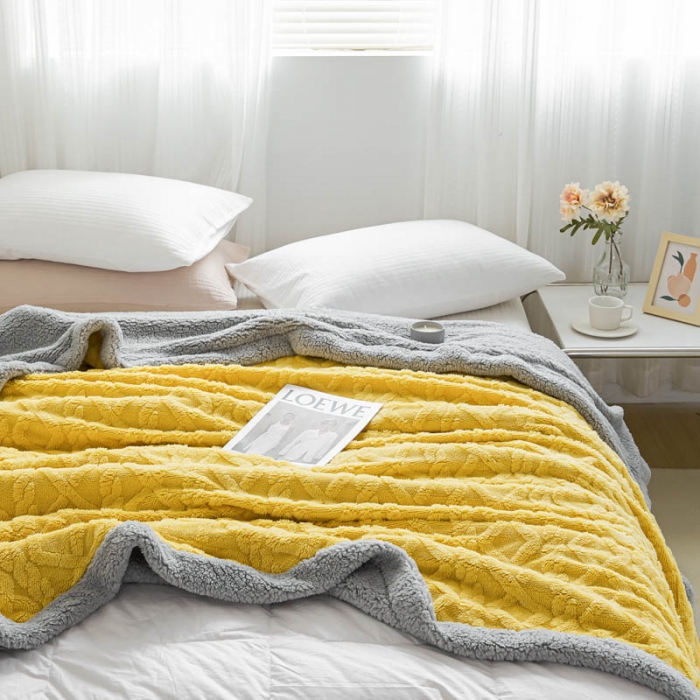 91家纺网 家纺一手货源 找家纺 羋多 2023年新款AB版提花塔芙绒羊羔绒毯子舒棉绒毛毯 姜黄-灰