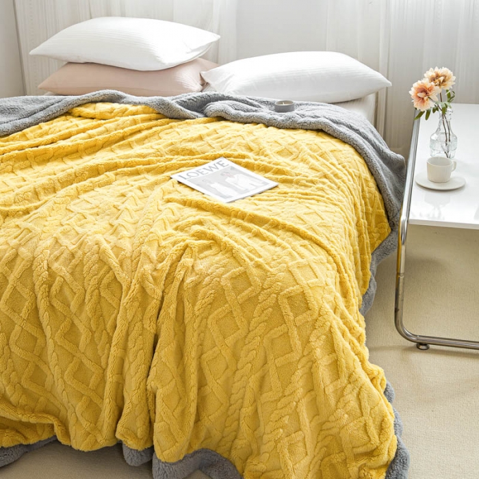 91家纺网 家纺一手货源 找家纺 羋多 2023年新款AB版提花塔芙绒羊羔绒毯子舒棉绒毛毯 姜黄-灰