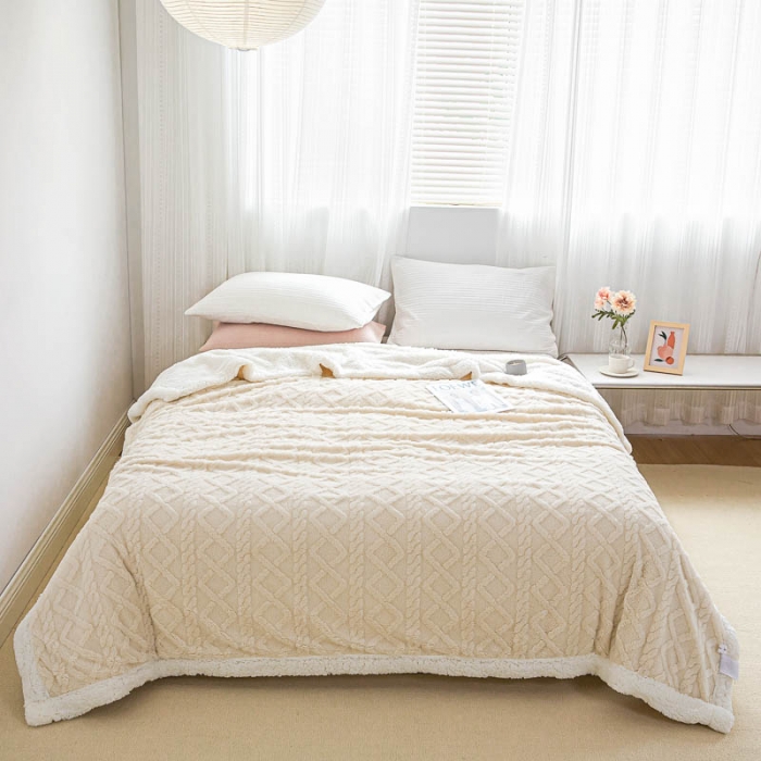 91家纺网 家纺一手货源 找家纺 羋多 2023年新款AB版提花塔芙绒羊羔绒毯子舒棉绒毛毯 奶白-白