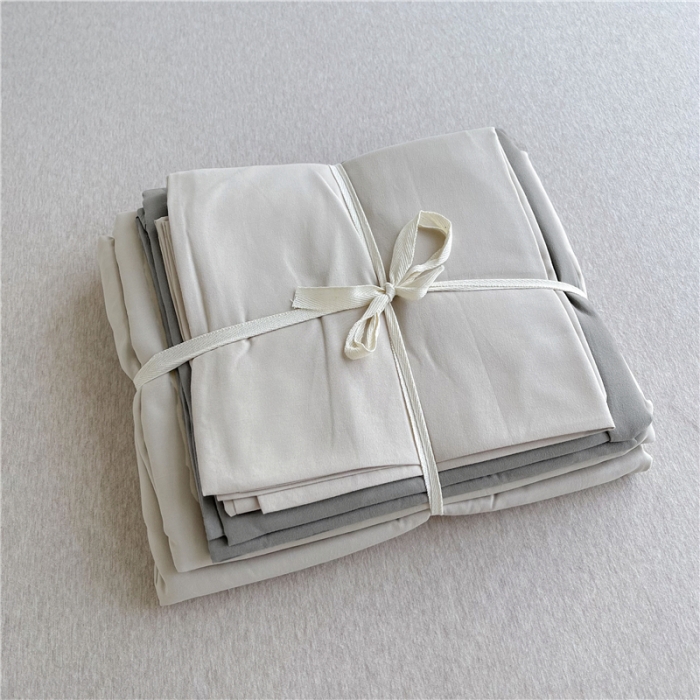 91家纺网 家纺一手货源 找家纺 曼璐105克加厚水洗棉日系无印风纯色被套床单床笠三件套浅灰深灰