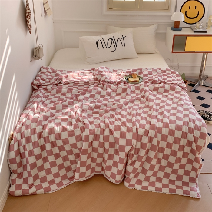 91家纺网 家纺一手货源 找家纺 顾里家纺 2022新款牛奶针织棉夏被-韩式场景 豆沙粉