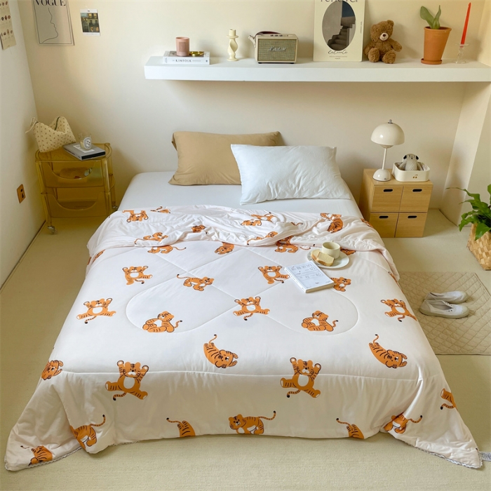 91家纺网 家纺一手货源 找家纺 顾里家纺 2022新款牛奶针织棉夏被-韩式场景 ins虎米