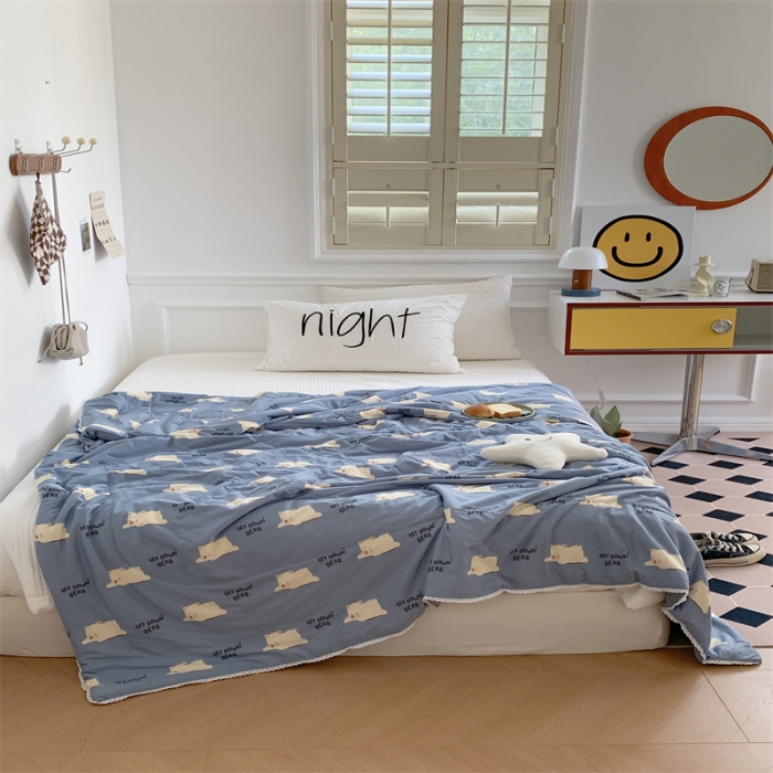 91家纺网 家纺一手货源 找家纺 顾里家纺 2022新款牛奶针织棉夏被-韩式场景 Q比熊蓝