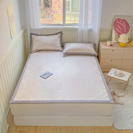 91家纺网 家纺一手货源 找家纺 顾里家纺 2022新款高端800D高密度养生席 粉爱心