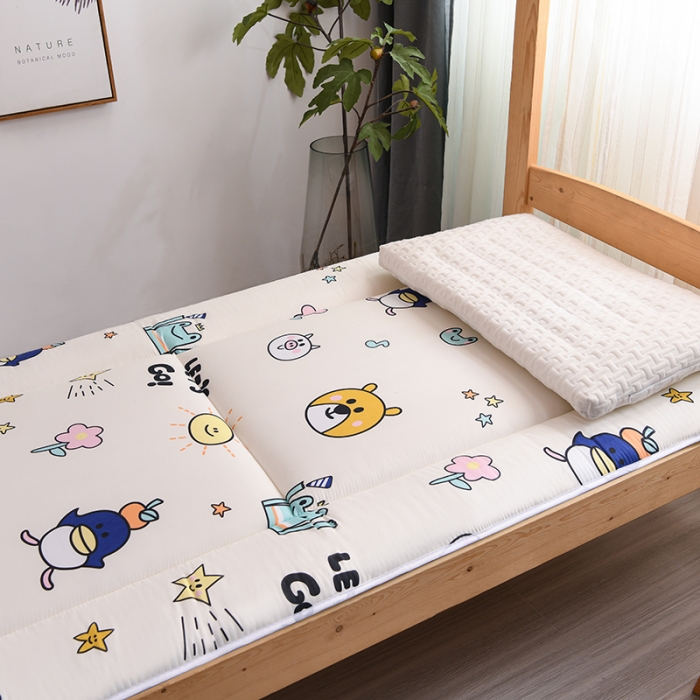 91家纺网 家纺一手货源 找家纺 富威堡 2023新款磨毛抗压棉薄款学生宿舍床垫床褥 动物世界