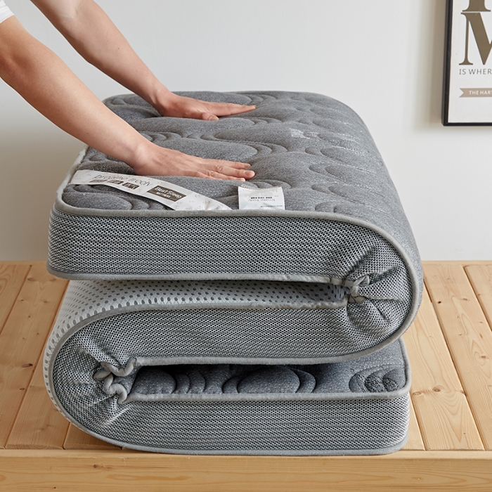 91家纺网 家纺一手货源 找家纺 优莱床垫 2024新款牛奶绒学生床垫 如意叶灰