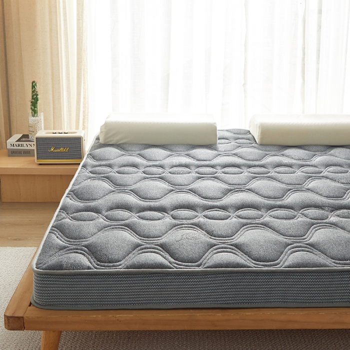 91家纺网 家纺一手货源 找家纺 优莱床垫 2024新款牛奶绒大床床垫 如意叶灰