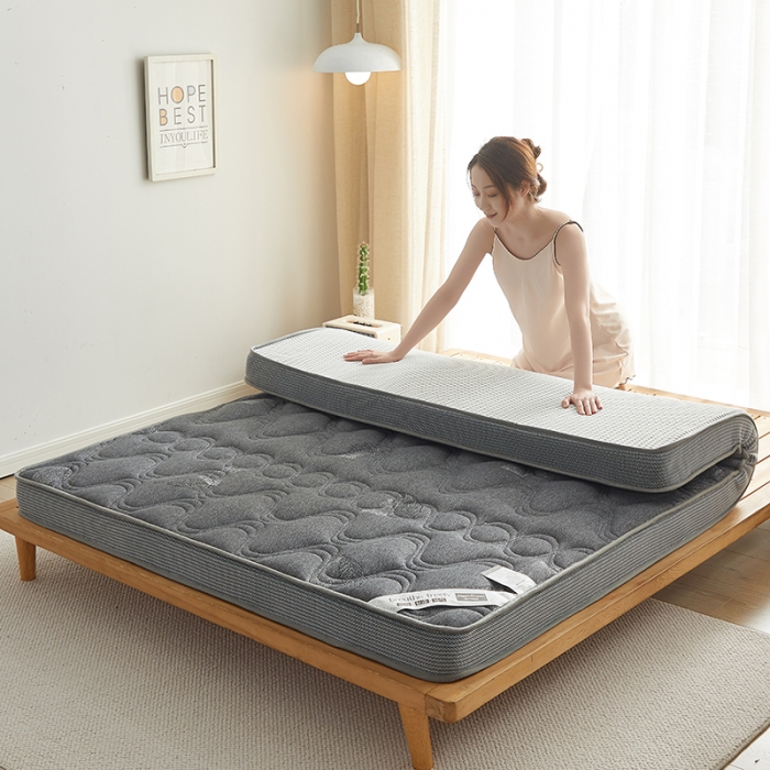 91家纺网 家纺一手货源 找家纺 优莱床垫 2024新款牛奶绒大床床垫 如意叶灰